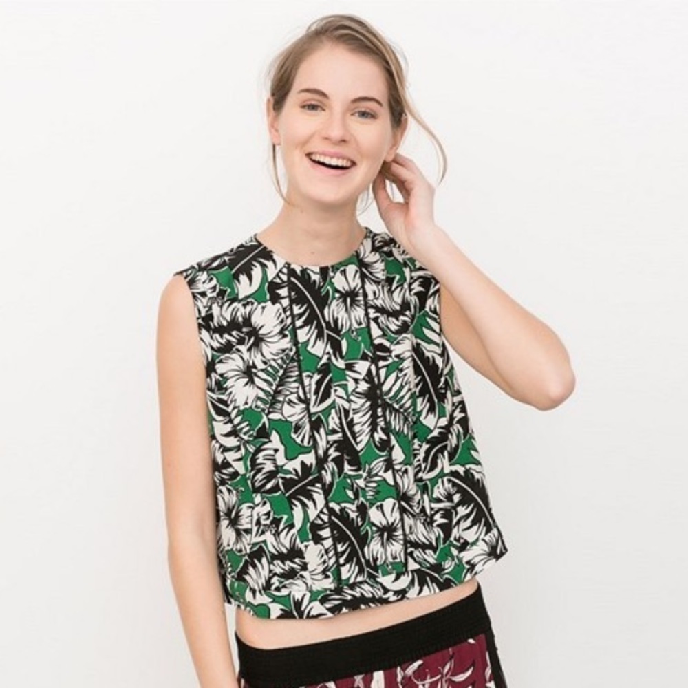 Zara Green Floral Sleeveless Top Size Small